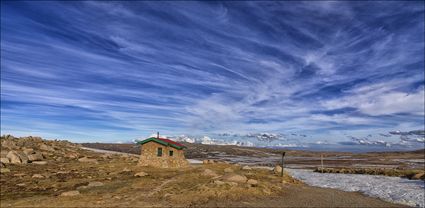 Seamans Hut - Kosciuszko NP - NSW T (PBH4 00 10629)